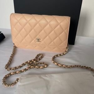 SOLDChanel Beige Wallet on Chain NEW